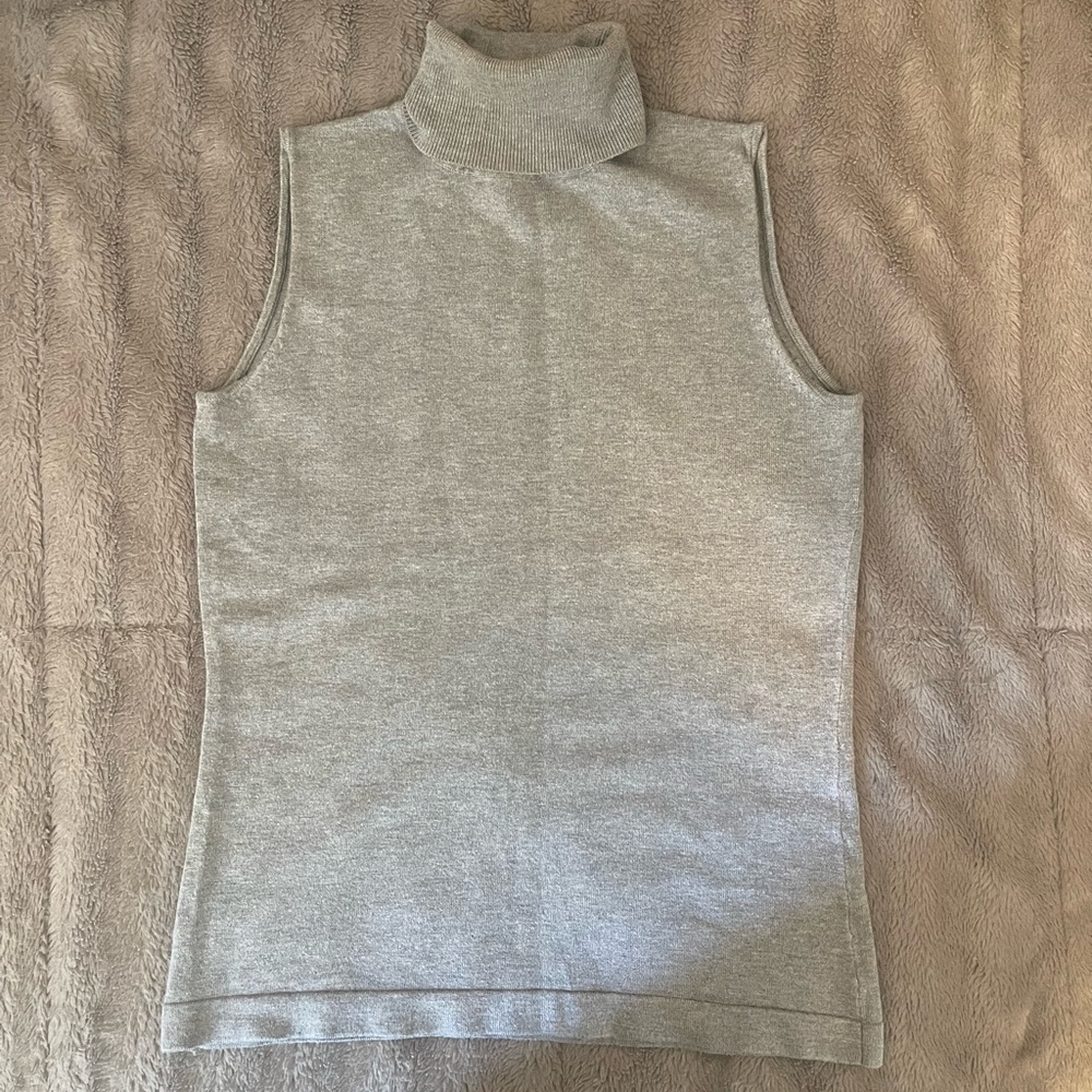 Gray Sleeveless Turtleneck Tank Top